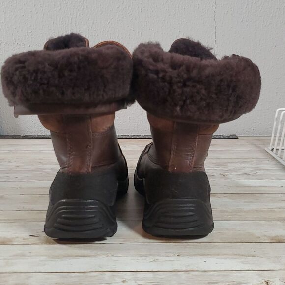 Ugg Adirondack Boots II Obsidian Leather 5446 Size 6 Vibram Soles Event Waterprf - Picture 6 of 12